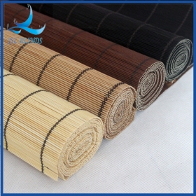 Tirai Gulung Bambu